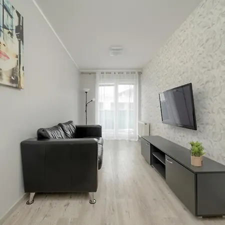 Near The River Balcony And Free Garage By Renters Lägenhet Wrocław
