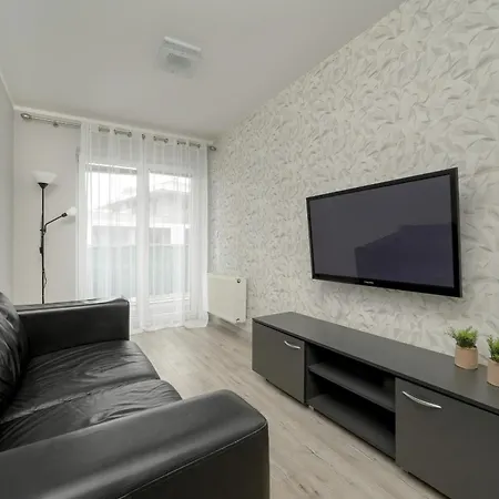 Διαμέρισμα Near The River Balcony And Free Garage By Renters Βρότσλαβ